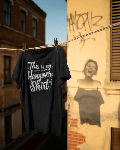 Hangover Premium T-Shirt mit minimalistischem Party-Statement – perfektes Shirt für Festival- und Partyfans